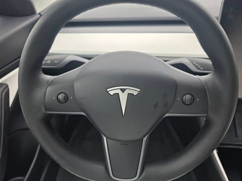 Used 2020 Tesla Model 3 Standard Range Plus RWD image 36