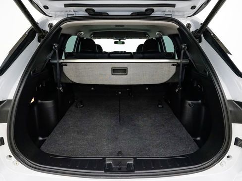 Used 2023 Mitsubishi Outlander SE image 32