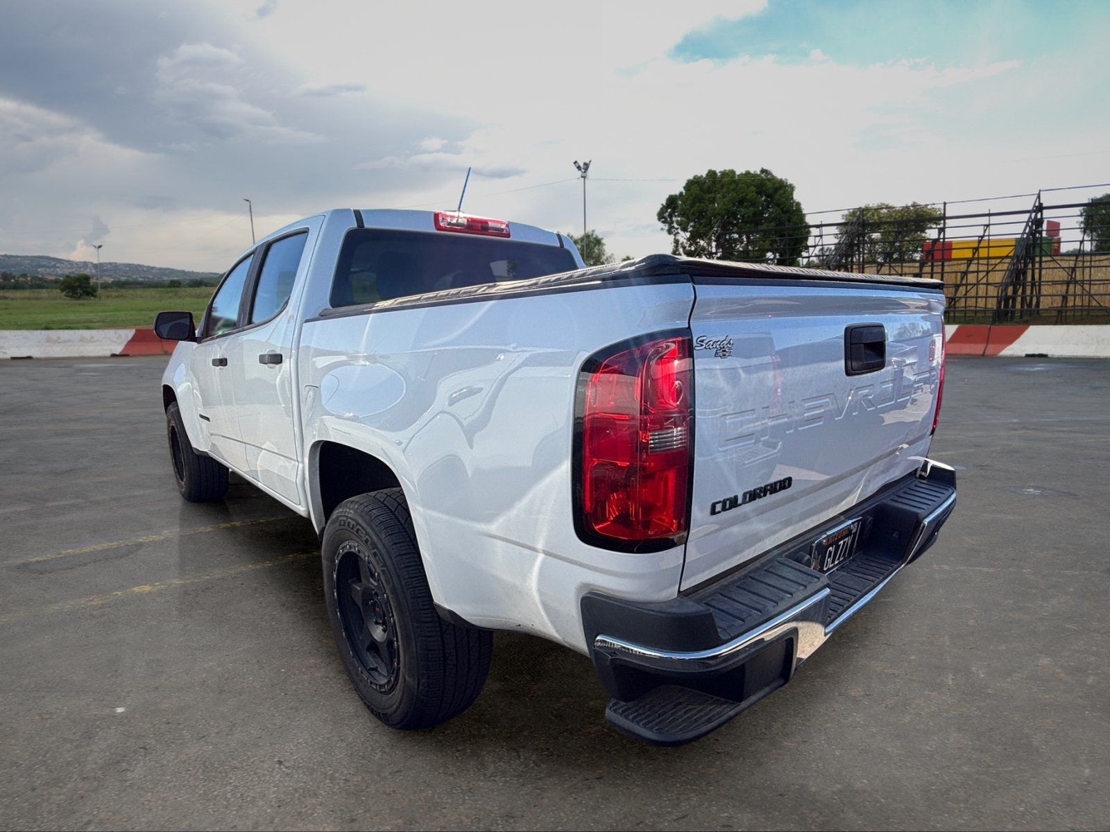 Used 2021 Chevrolet Colorado W/T w/ WT Convenience Package RWD image 4