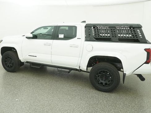 New 2026 Toyota Tacoma SR5 image 8