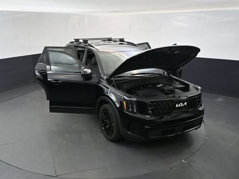 Certified 2024 Kia Telluride EX X-Line AWD/4WD image 17