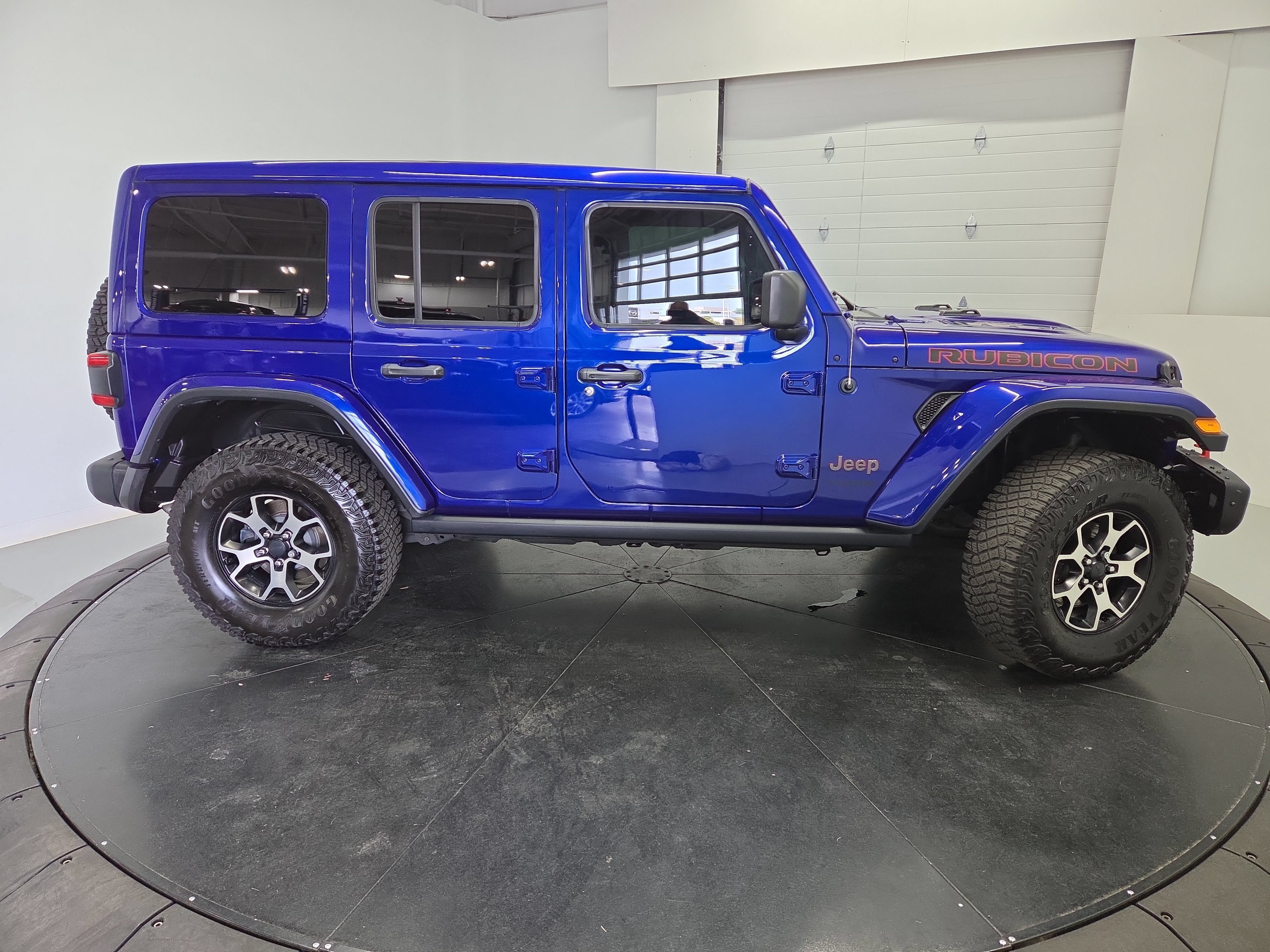 Used 2020 Jeep Wrangler Unlimited Rubicon AWD/4WD image 11
