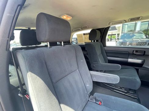 Used 2022 Toyota Sequoia TRD Sport RWD image 28