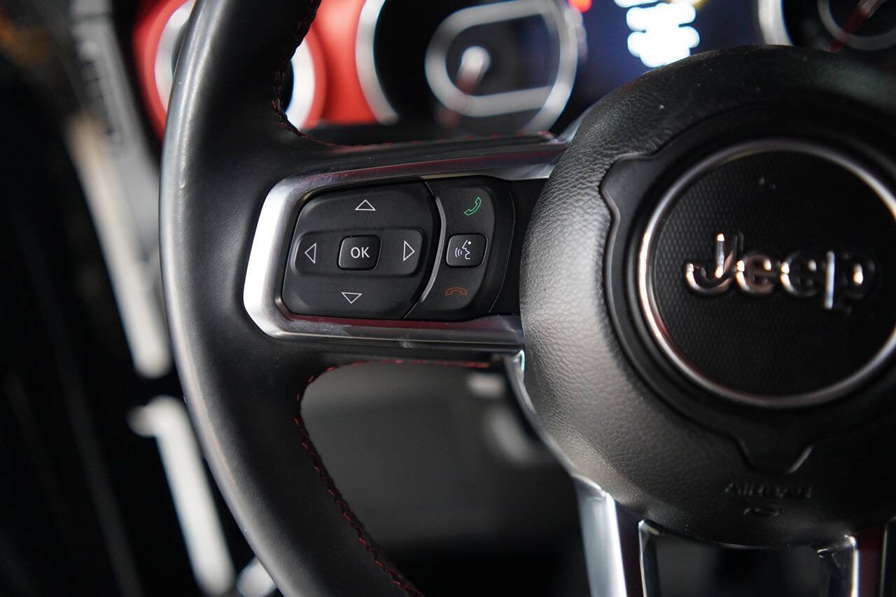 Used 2018 Jeep Wrangler Unlimited Rubicon AWD/4WD image 70
