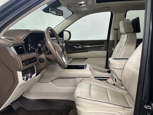 Used 2021 GMC Yukon XL Denali w/ LPO, Illumination Package image 12
