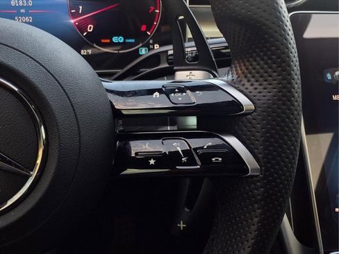 Used 2022 Mercedes-Benz C 300 C 300 image 18