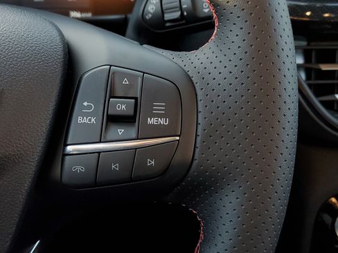 New 2026 Ford Escape ST-Line w/ Tech Pack #1 image 17