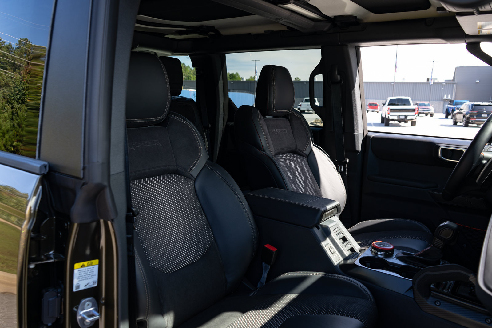 New 2026 Ford Bronco Raptor w/ Interior Carbon Fiber Pack AWD/4WD image 48