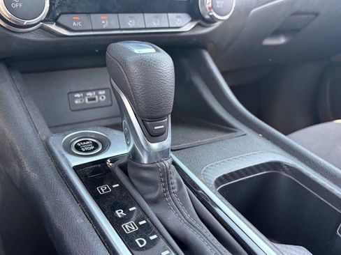 Used 2023 Nissan Sentra SV FWD image 8