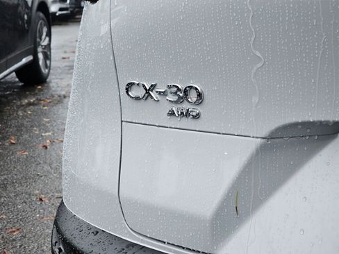 Certified 2025 MAZDA CX-30 AWD 2.5 S w/ Select Sport Pkg image 17