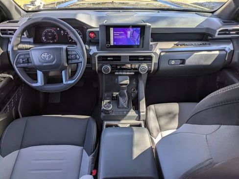 Used 2026 Toyota Tacoma TRD Off-Road image 16