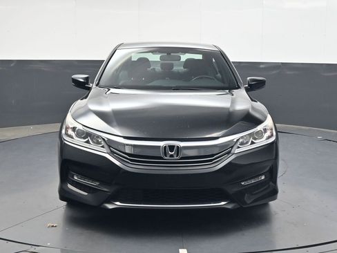 Used 2017 Honda Accord Sport Special Edition image 9