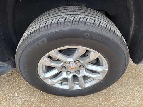 Used 2025 Chevrolet Tahoe LT AWD/4WD image 27