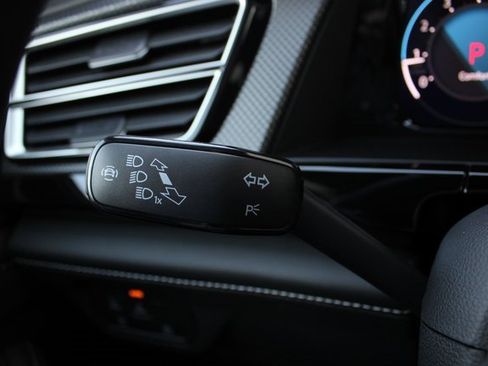 New 2025 Volkswagen Atlas Cross Sport SEL R-Line image 9