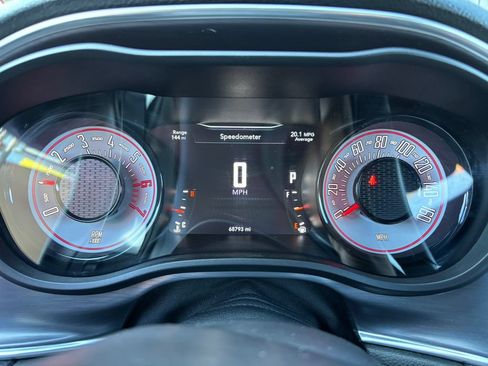 Used 2017 Dodge Challenger R/T w/ Quick Order Package 28P T/A RWD image 17