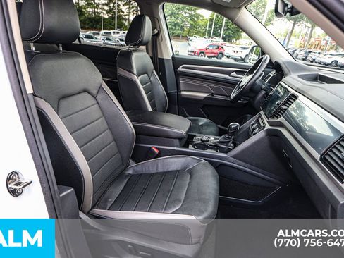 Used 2023 Volkswagen Atlas SEL Premium image 25