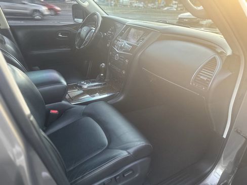 Used 2017 INFINITI QX80 2WD w/ Driver Assistance Package image 23