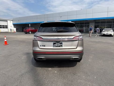 Used 2021 Lincoln Nautilus Reserve FWD image 4