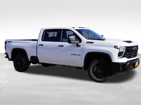 Certified 2026 Chevrolet Silverado 3500 LTZ w/ LTZ Plus Package AWD/4WD image 2