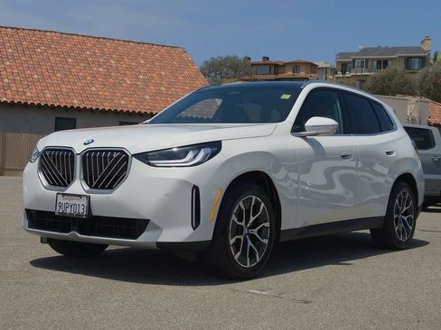 Used 2026 BMW X3 xDrive30i w/ Convenience Package AWD/4WD image 3