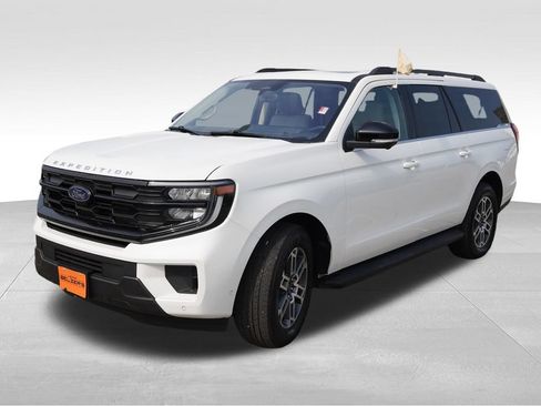 Certified 2025 Ford Expedition Max Active RWD image 11