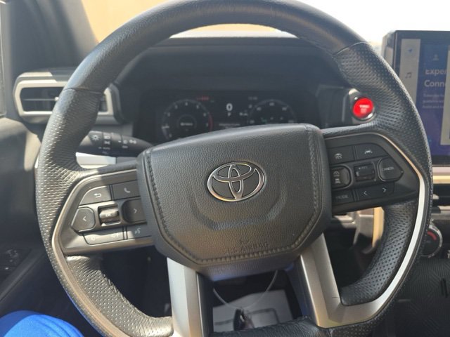 Used 2025 Toyota Tacoma TRD Off-Road AWD/4WD image 10