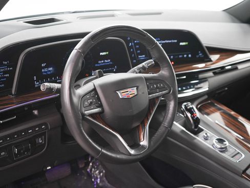 Used 2024 Cadillac Escalade ESV Premium Luxury w/ Performance Package AWD/4WD image 22