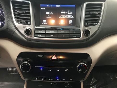 Used 2018 Hyundai Tucson SEL image 19