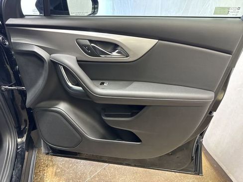 Certified 2025 Chevrolet Blazer LT image 24