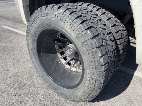 Used 2014 RAM 3500 Laramie Longhorn AWD/4WD image 9