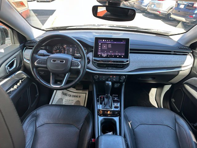 Used 2022 Jeep Compass Latitude w/ Sun and Sound Group AWD/4WD image 14