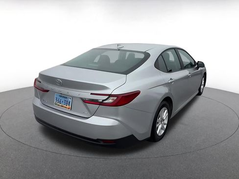 Used 2025 Toyota Camry LE image 15