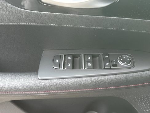 Certified 2023 Kia Forte GT w/ GT2 Package image 11