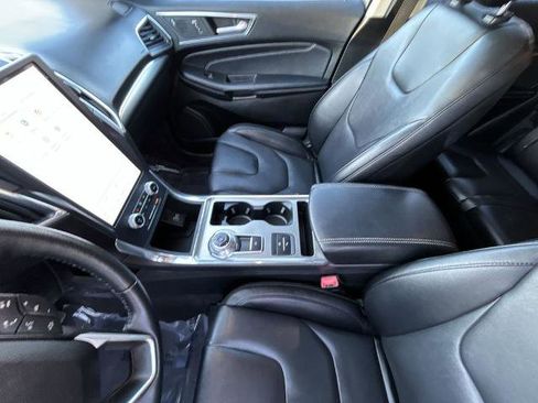 Certified 2022 Ford Edge Titanium image 21