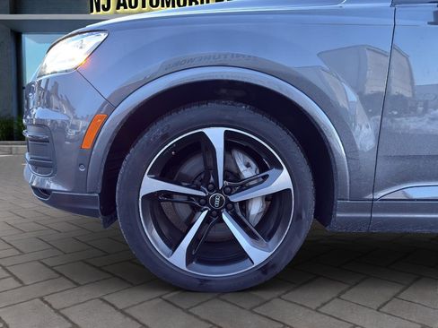 Used 2019 Audi Q7 3.0T Prestige image 22