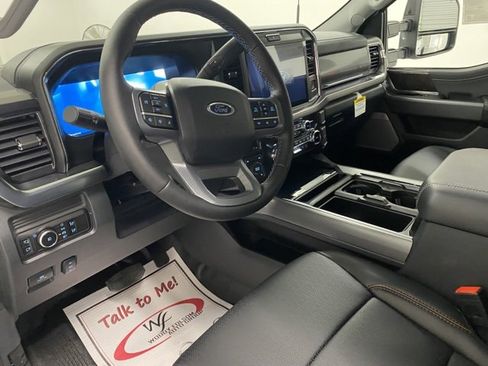 Used 2025 Ford F350 Lariat image 12