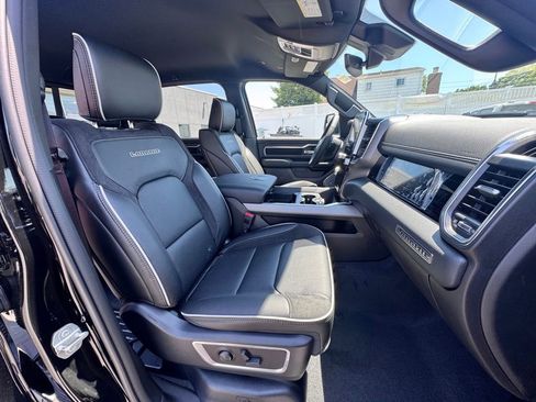 New 2026 RAM 1500 Laramie AWD/4WD image 19