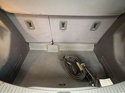 Used 2018 Chevrolet Bolt LT image 23