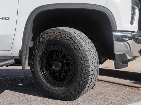 Used 2022 Chevrolet Silverado 2500 LT w/ All Star Edition image 13