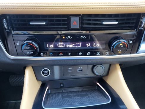 Certified 2023 Nissan Rogue Platinum w/ Platinum Premium Package image 13