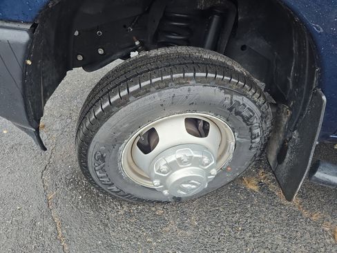 Used 2024 RAM 3500 Tradesman w/ Bed Utility Group image 11