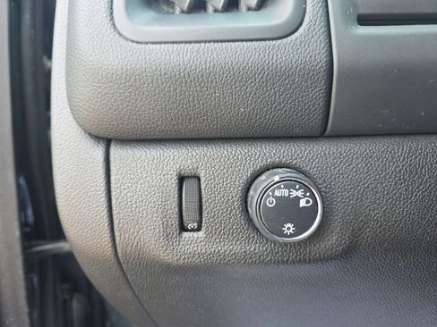 Used 2020 Chevrolet Colorado LT RWD image 16