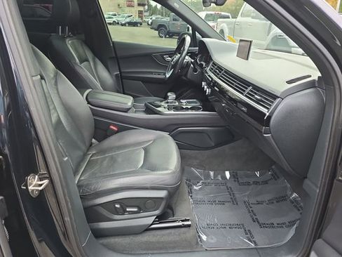 Used 2017 Audi Q7 3.0T Premium Plus w/ Premium Plus Package image 31