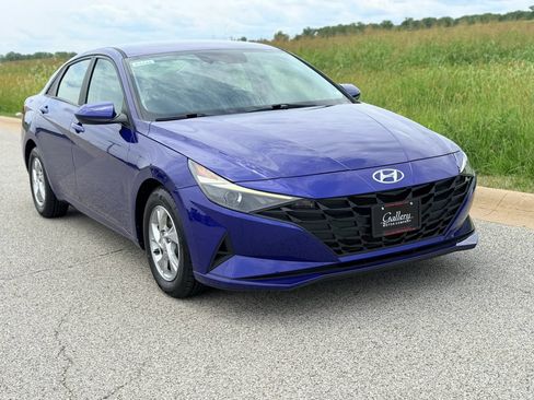 Used 2021 Hyundai Elantra SE FWD image 36
