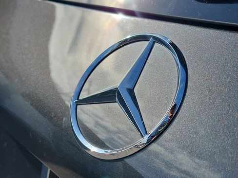 Certified 2022 Mercedes-Benz GLC 300 image 7