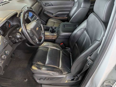 Used 2020 Chevrolet Tahoe LT w/ RST Edition image 15