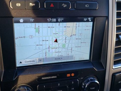 Used 2018 Ford F250 Lariat w/ Chrome Package AWD/4WD image 15