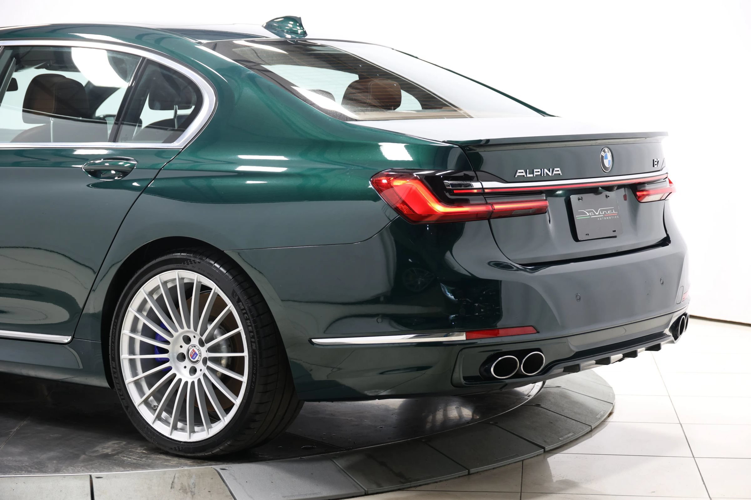Used 2022 BMW ALPINA B7 xDrive w/ Luxury Rear Seating Package AWD/4WD image 67