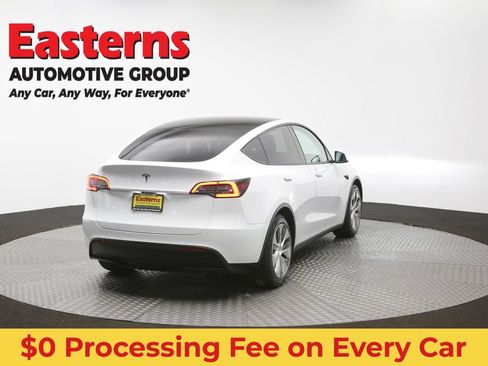 Used 2022 Tesla Model Y Long Range AWD/4WD image 34
