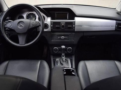 Used 2010 Mercedes-Benz GLK 350 4MATIC image 27